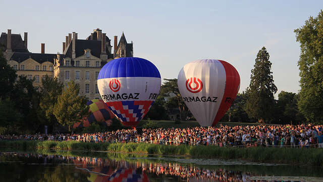 Las Montgolfiadas en el castillo de Brissac