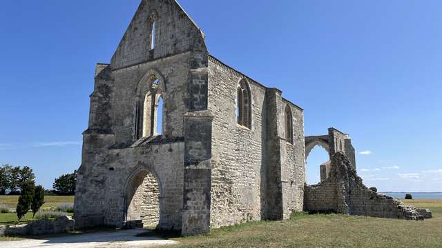 Journées du Patrimoine - Visite de l'Abbaye des Chateliers au crépuscule