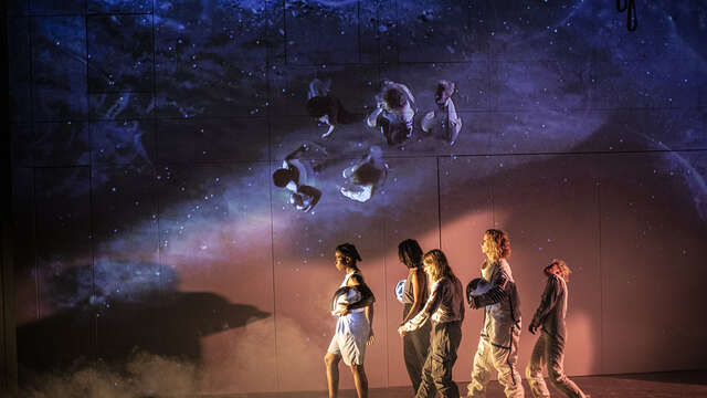 Spectacle : Cosmos
