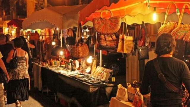 Marché nocturne