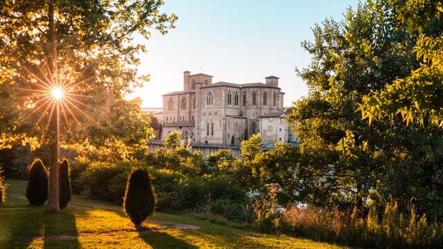 Visite libre de la Collégiale Saint Barnard - Journées Européennes du Patrimoine
