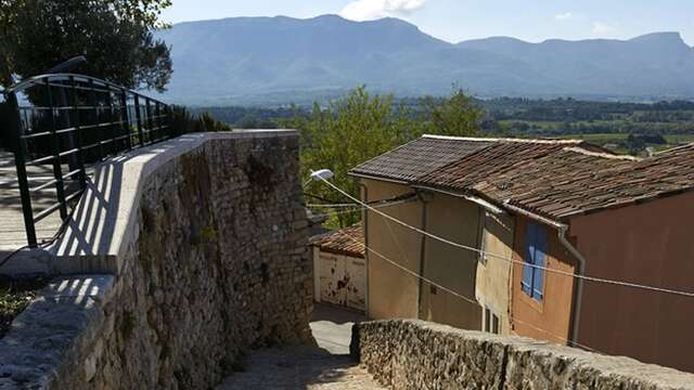 POURRIÈRES - À la découverte du vieux village