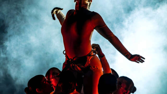 "Aria" ballet aérien par ZENIT