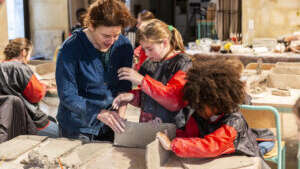 Workshop: Le Banquet de Papier with Camille Chastang