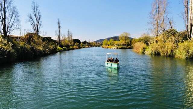 Promenade en bateau électrique sur la Siagne