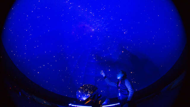 Printemps des Poètes : Vers l'infini libre : planétarium