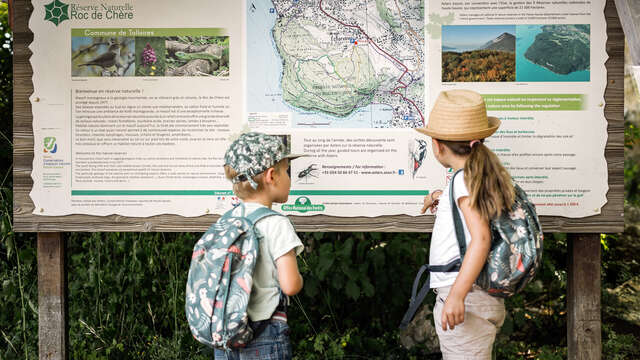 Sentier du Roc de Chère