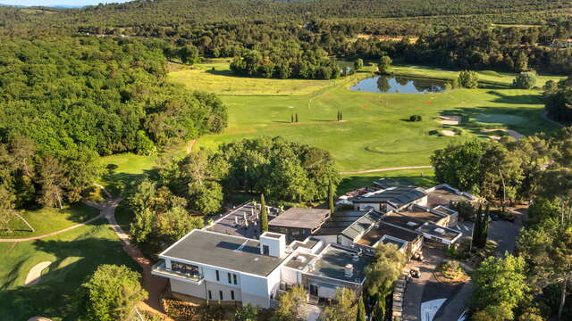Mercure Brignoles Golf de Barbaroux & Spa