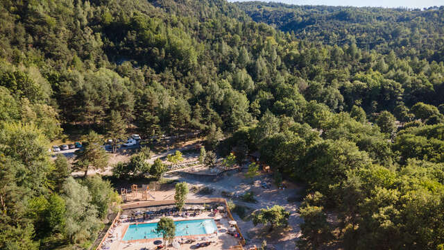 Campsite Huttopia lake Serre-Ponçon