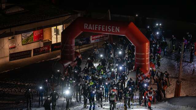 Night ski touring race