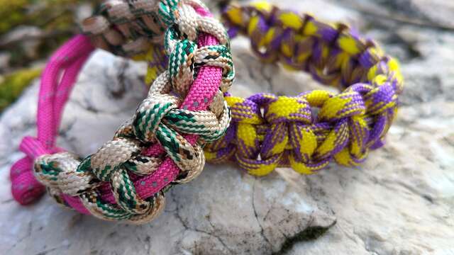 Atelier bracelet de survie