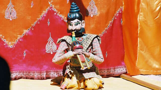 Dino -Théâtre : Petit cirque à l'Indienne