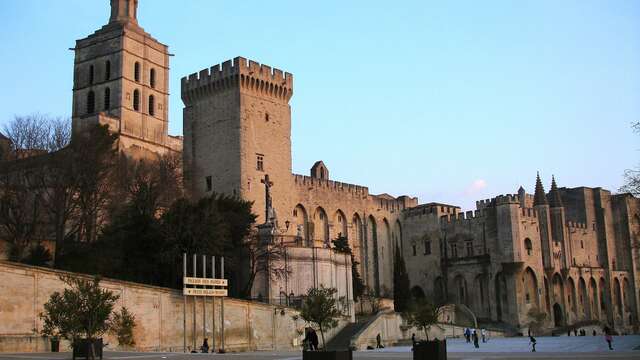 Le Palais des papes : côté coulisses