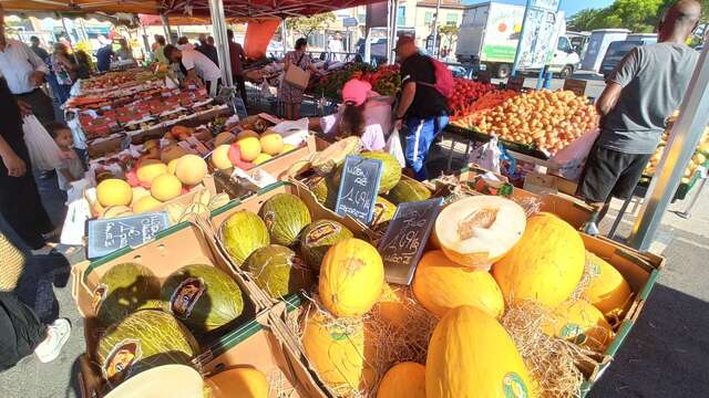 Marché de Ferrières