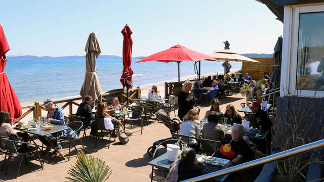 Les pieds dans l'eau ristorante