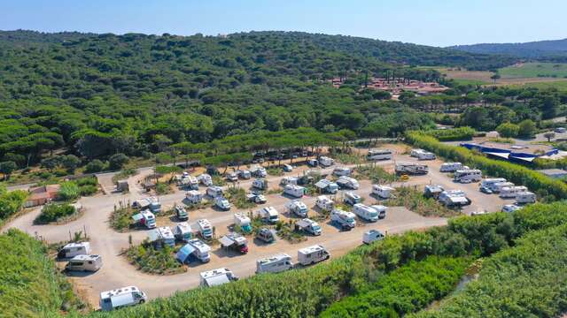 Aire Municipale de Stationnement pour Camping-Car