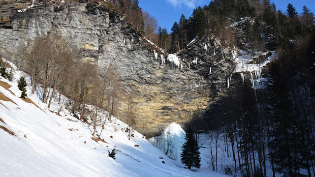 Le Dard waterfall