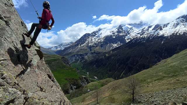 Les Ayes climbing school