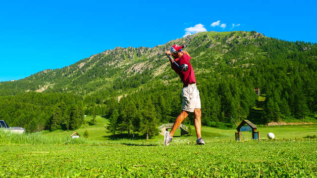 Parcours de Golf 18 Trous International