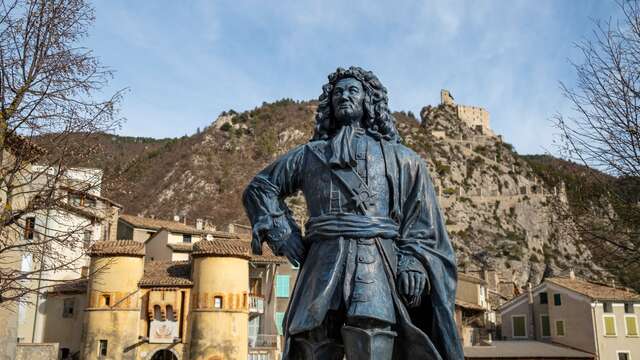 Entre Vauban et Richelieu, le village fortifié d’Entrevaux - Visite guidée groupe