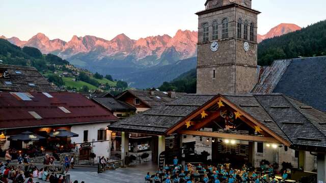 Parade of Le Grand-Bornand Concert Band