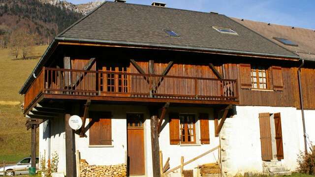 La Grange de la Correrie - côté Chapelle - Cordier Bertrand et Sylvie
