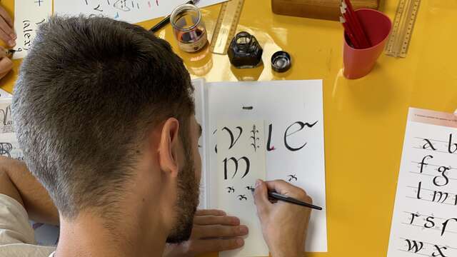 #JEP2025 - Plume en main : la calligraphie
