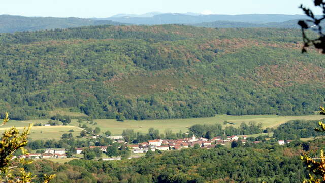 Chavuissiat le petit, Corcelles and the green wood
