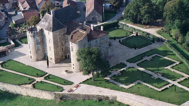 Rendez-vous aux jardins - Ouverture du jardin à la française du château de la Reine Margot