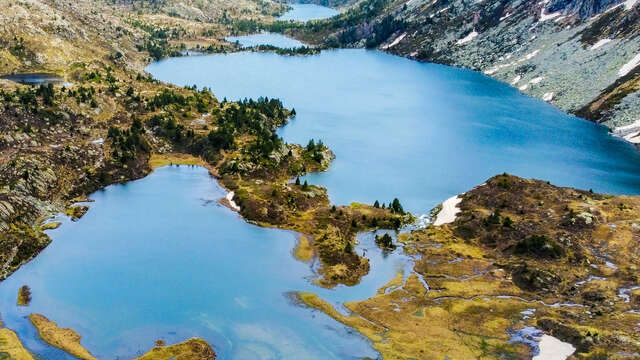 Los estanques de Bassiès y su refugio