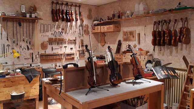 Luthier Julien PEREY