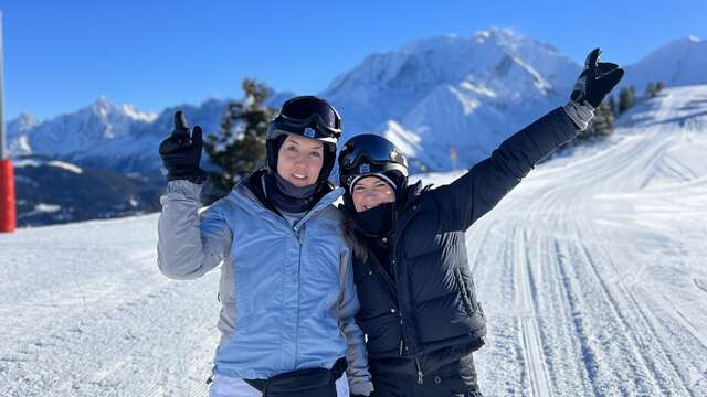 Group ski lessons for adult beginners - Révolution glisse