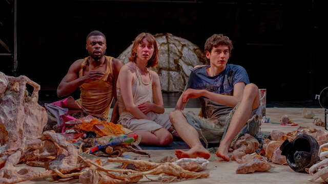 Théâtre - Le Poids du soleil