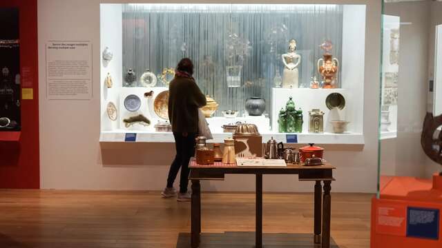 Visite guidée avec découverte d'un parcours tactile de l'exposition « Populaire ? »