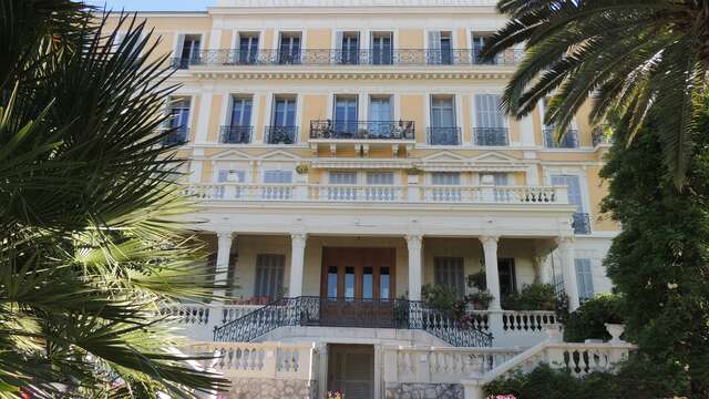 Führung durch das Grand Hôtel National