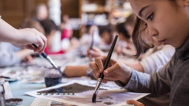 Family Workshop – Let's Splash in the Paint