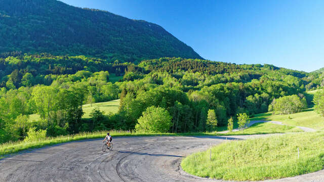 Boucle cyclo : Tour du Colombier d'Aillon