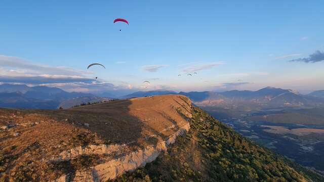 Long-distance flight - Fly around mountains - Paragliding Max