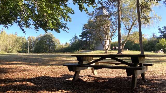 Aire de pique-nique de la Tour Matagrin