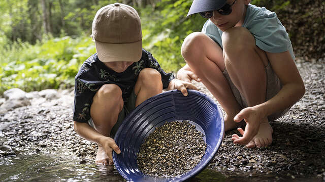 Activité montagne enfant 8-13 ans : Les chercheurs d'or