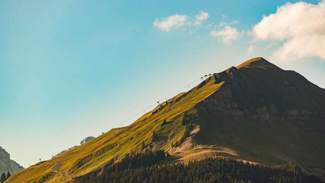 Aire de pique-nique au sommet du Mont-Lachat