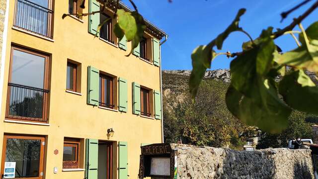 Gîte d'étape Le Mur d'Abeilles