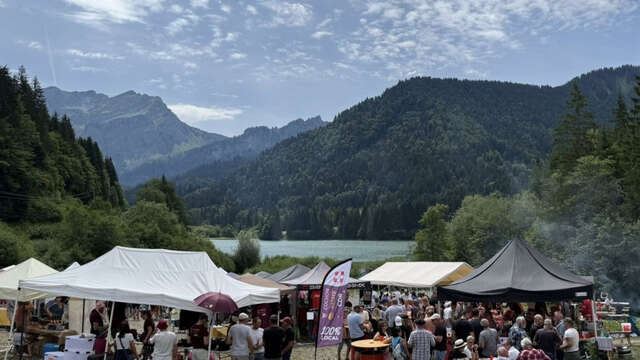 Vide Grenier et Marché des Artisans locaux