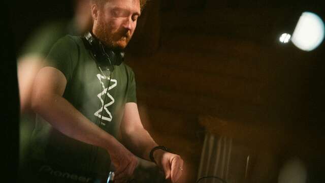 DJ Roux Libre | OFF THE PISTES