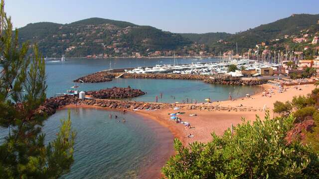 Plage de la Rague et des Mineurs - Public beach