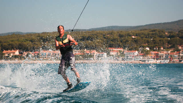 Session libre de ski nautique ou wakeboard - Wake sensation