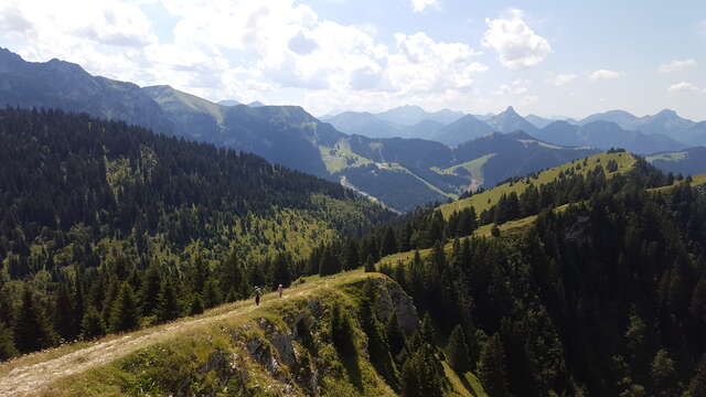 Circuit pédestre de la crête des Mémises