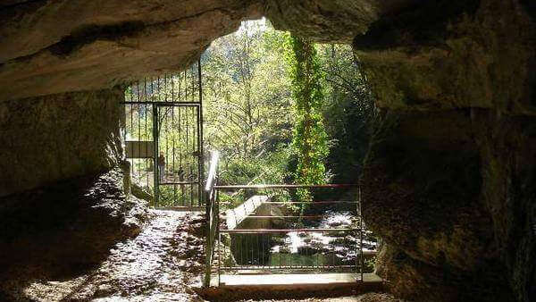 Balade - Reculée et grotte de Corveissiat