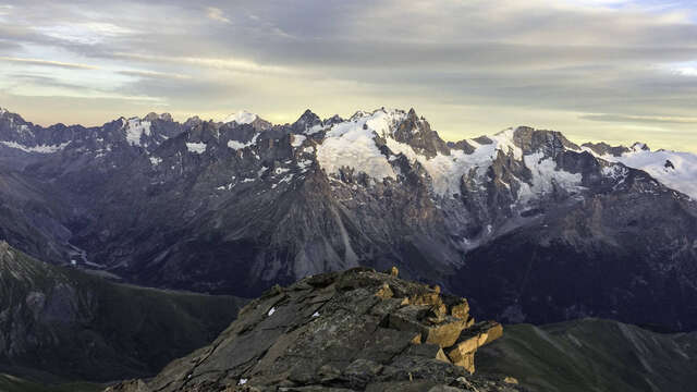 Séjours et formations alpinisme avec la Grave Xpérience