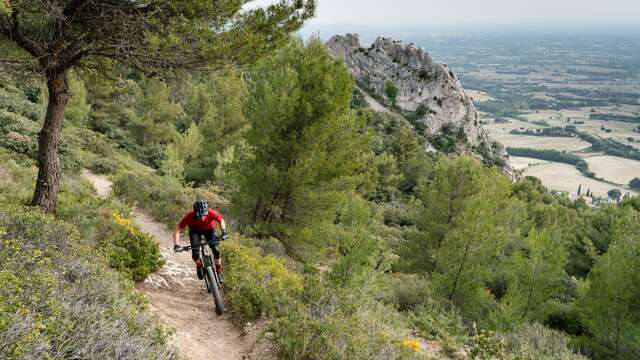 Long Distance Mountain Bike Trail, Stage 2 – From Malaucène to Bedoin